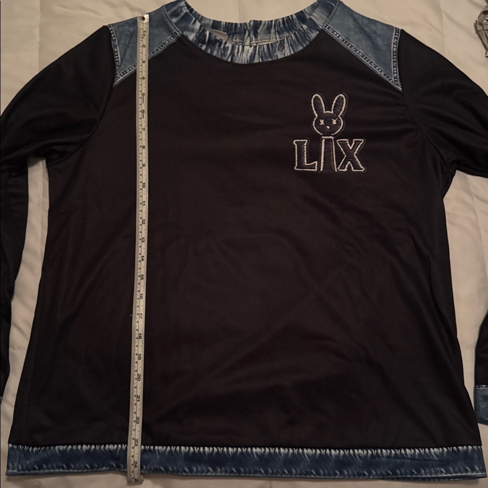 Bad Bunny/Benito Bowl sweatshirt - Picture 4 of 5